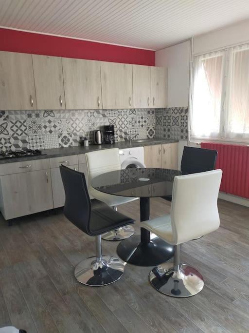 Guern ,Maison A La Campagne Zewnętrze zdjęcie